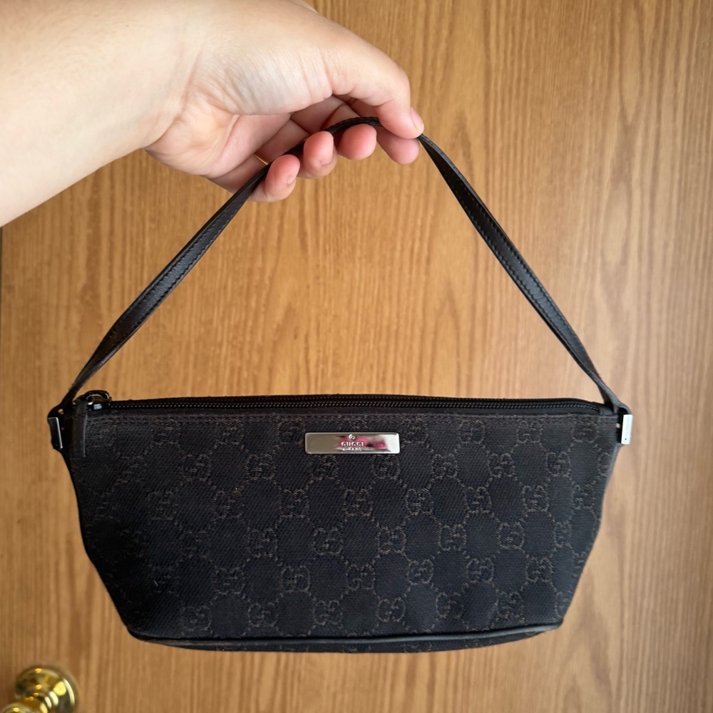 Gucci mini boat bag